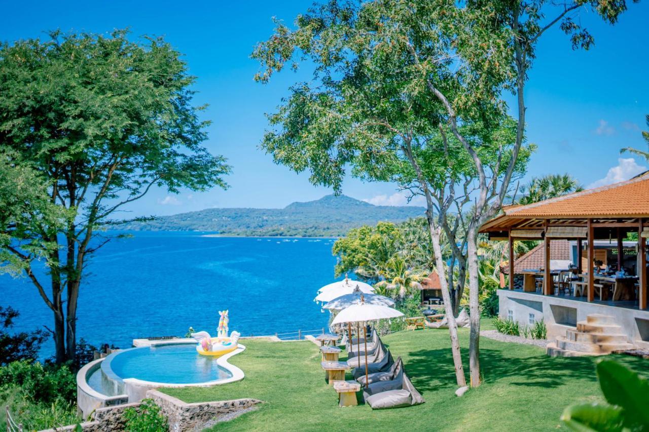 ホテル Bali Cliff Glamping Seraya エクステリア 写真