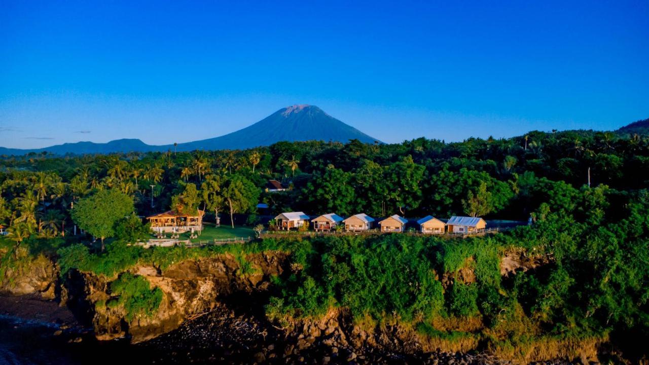 ホテル Bali Cliff Glamping Seraya エクステリア 写真