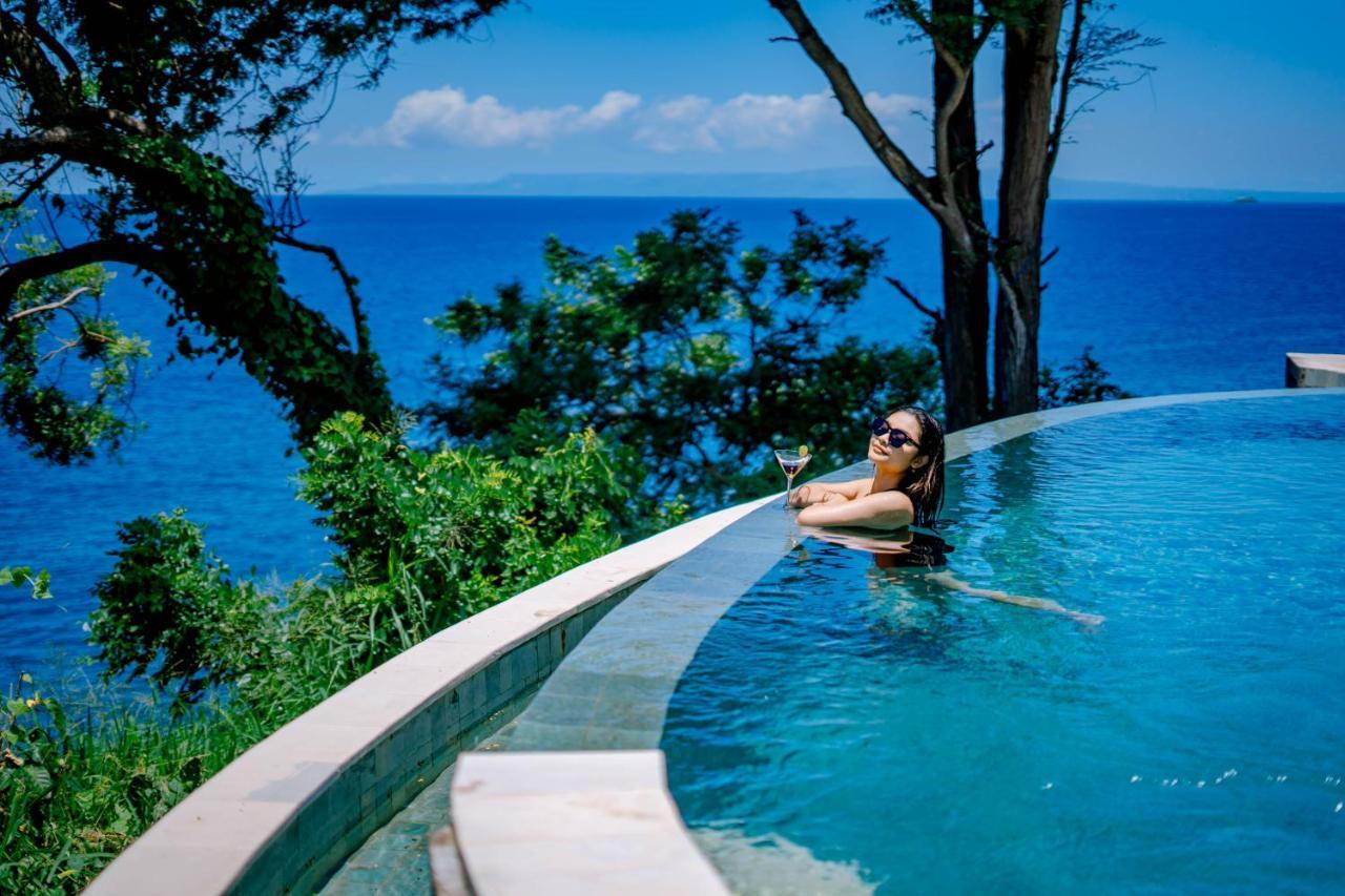ホテル Bali Cliff Glamping Seraya エクステリア 写真