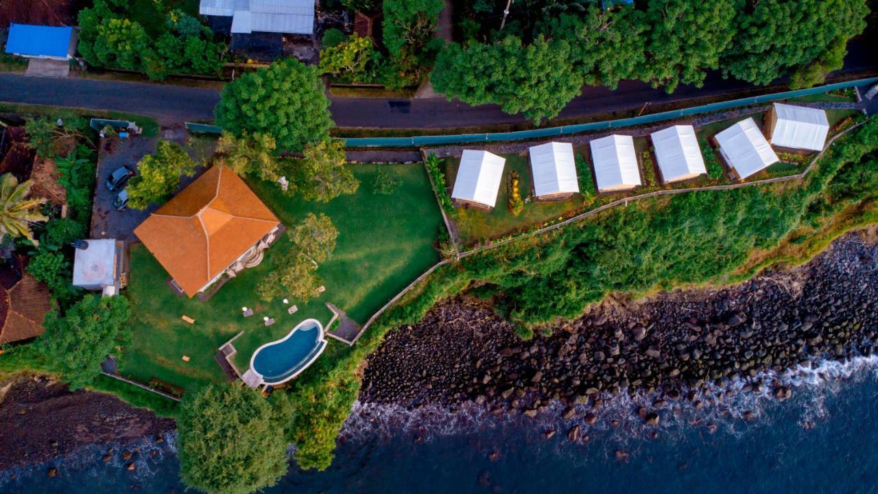 ホテル Bali Cliff Glamping Seraya エクステリア 写真