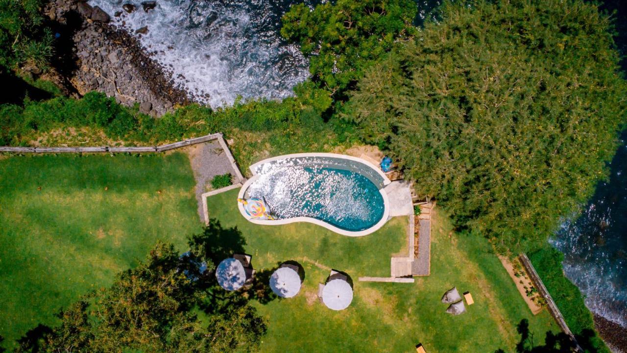 ホテル Bali Cliff Glamping Seraya エクステリア 写真