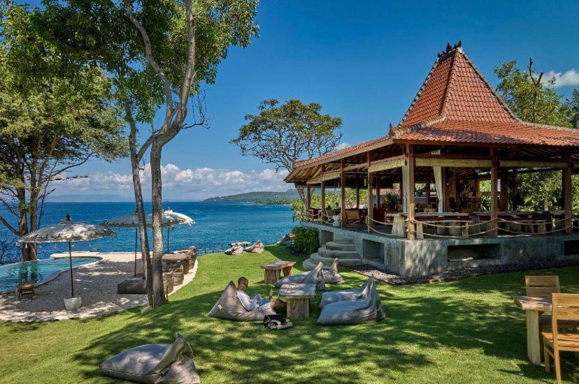 ホテル Bali Cliff Glamping Seraya エクステリア 写真
