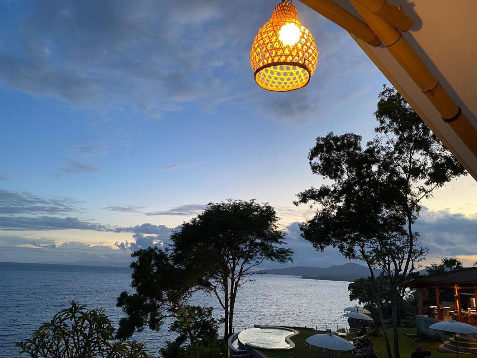 ホテル Bali Cliff Glamping Seraya エクステリア 写真
