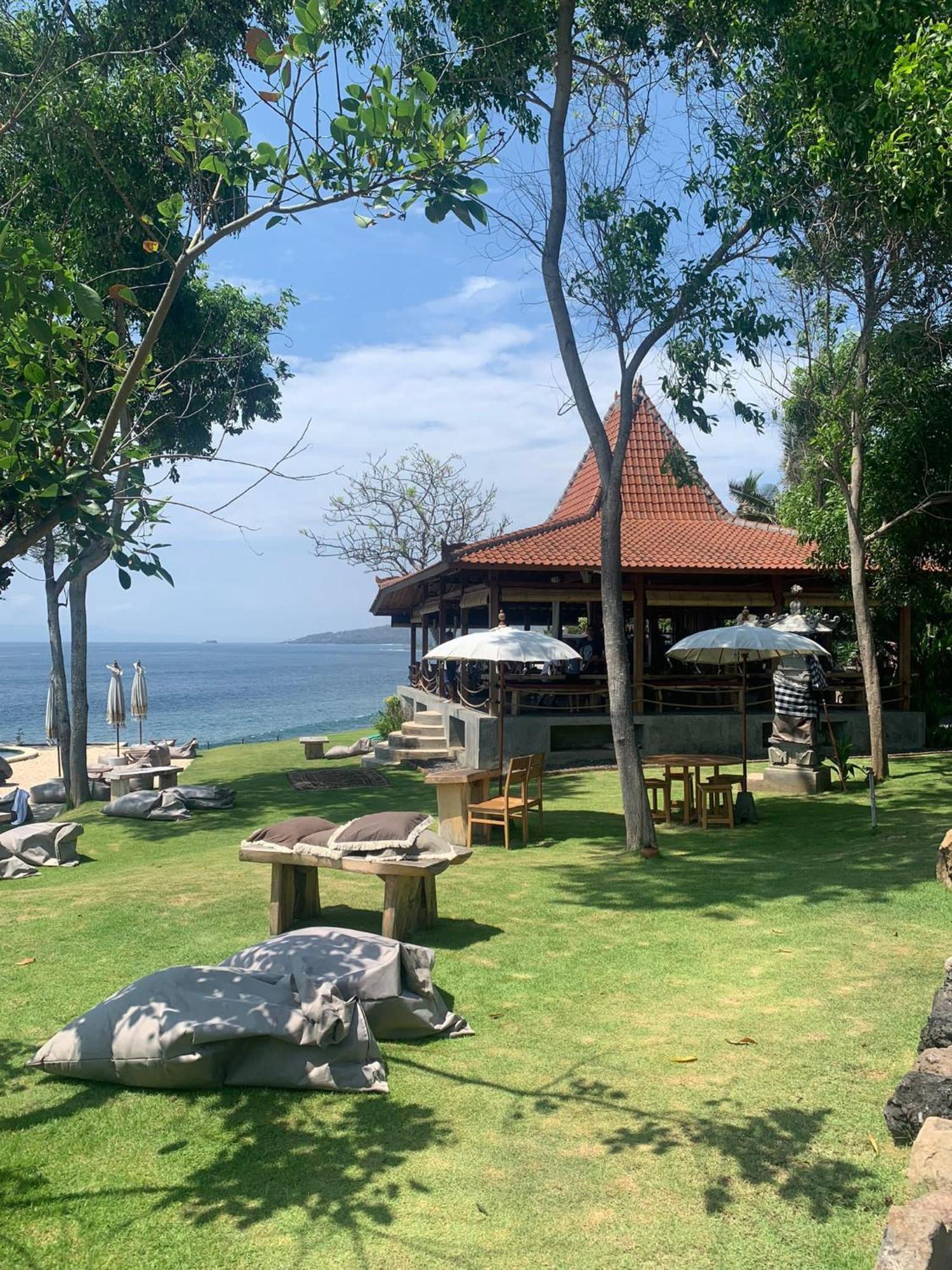 ホテル Bali Cliff Glamping Seraya エクステリア 写真